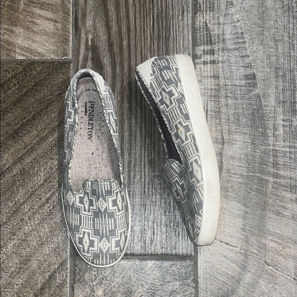 Pendleton Gray Aztec Woven slipon Loafers Flats